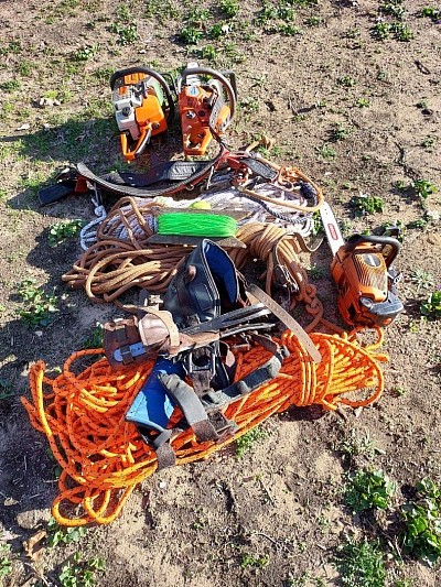 forestry equipment, Tree stand hanging gear